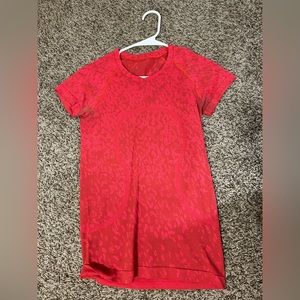 Size 4 lululemon shirt worn few times.